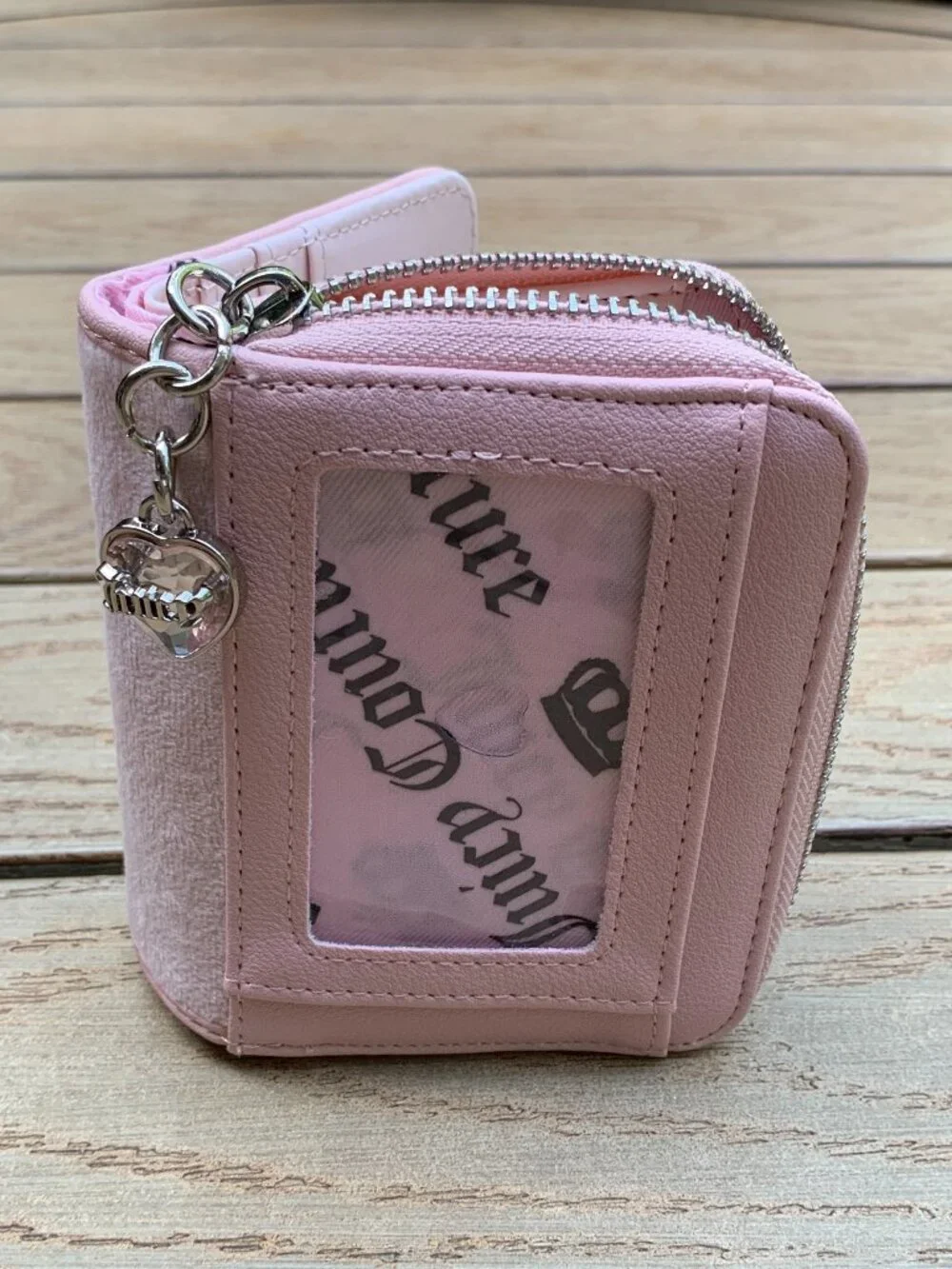 Juicy Couture Velour Card Wallet with Heart Charm  NWOT